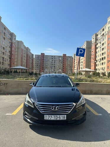 Hyundai Sonata-1
