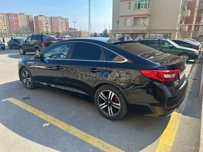 Hyundai Sonata-5
