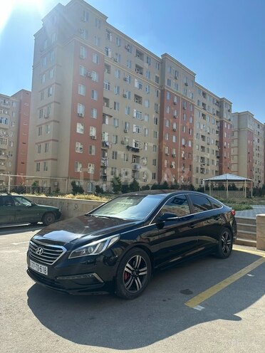 Hyundai Sonata-2