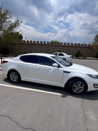 Kia Optima-2