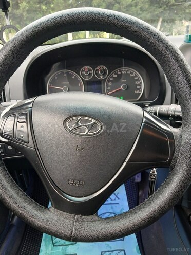 Hyundai i30-13