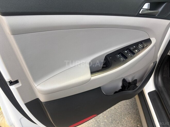 Hyundai Tucson-5