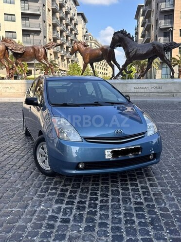 Toyota Prius-3