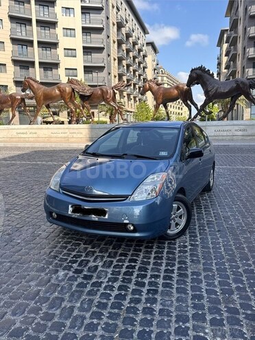 Toyota Prius-2
