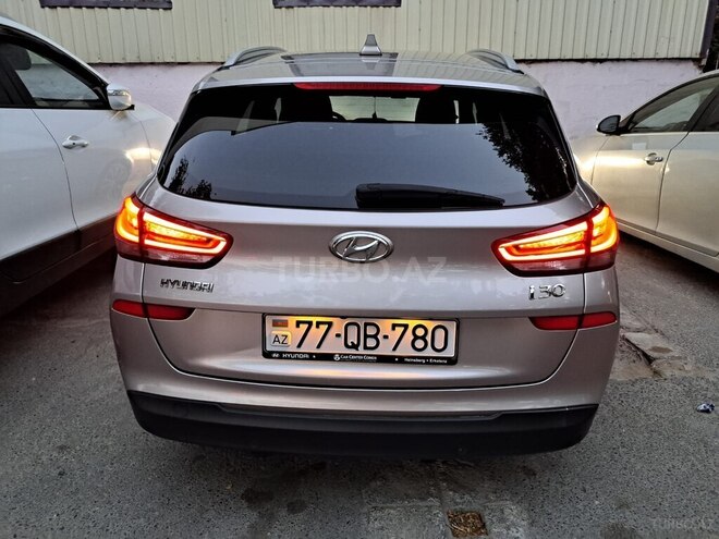 Hyundai i30-18