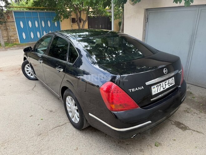 Nissan Teana-6