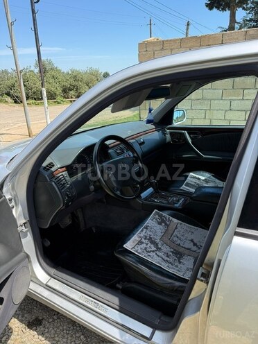 Mercedes E 240-6