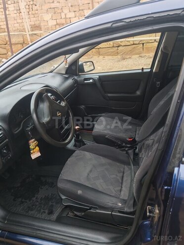 Opel Astra-8