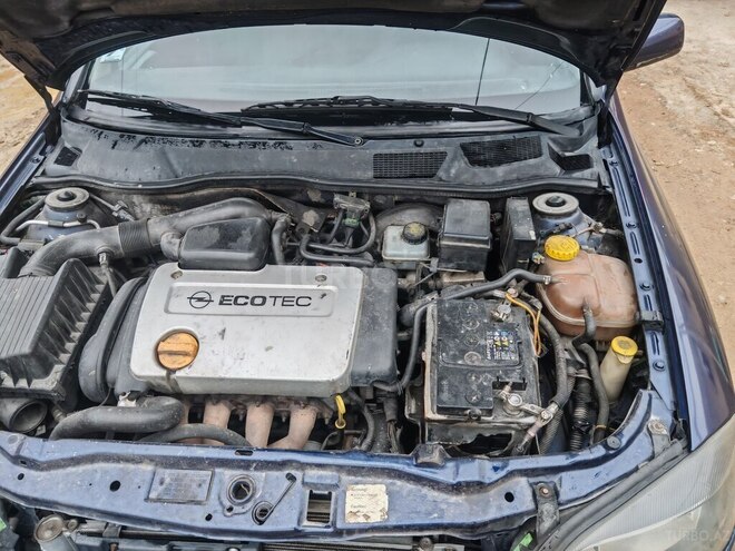 Opel Astra-10
