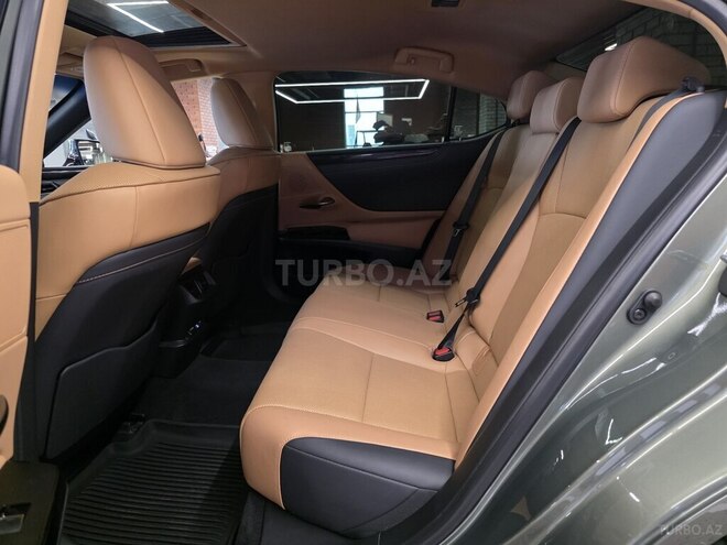 Lexus ES 250-10