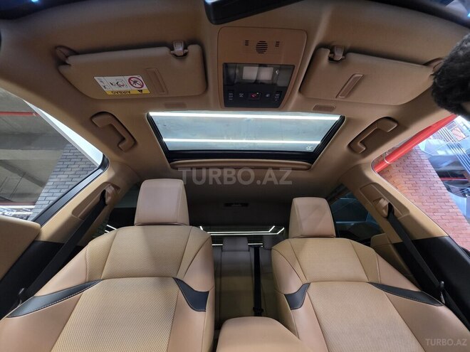 Lexus ES 250-12