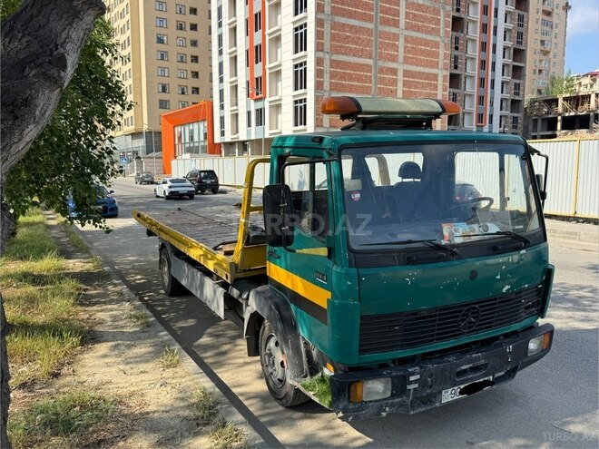 Mercedes Atego 814-4
