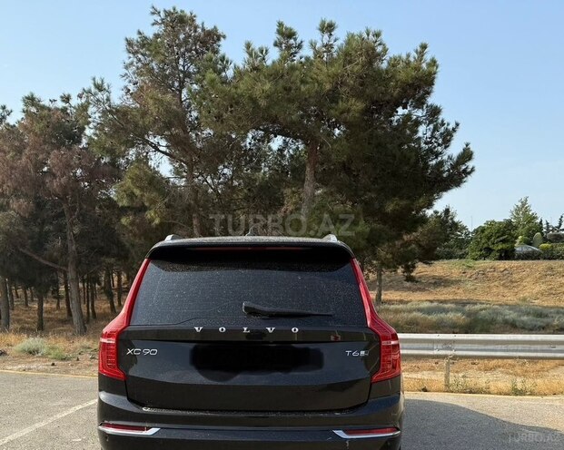 Volvo XC90-2