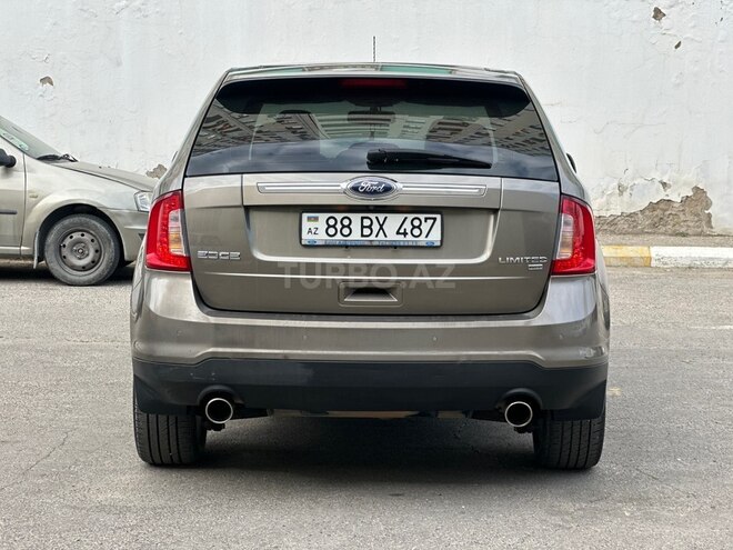 Ford Edge-2