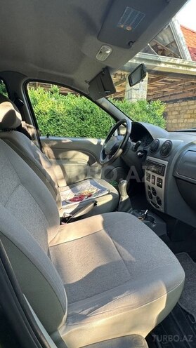 Dacia Logan-5