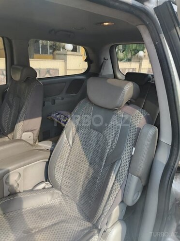 Kia Carnival-6