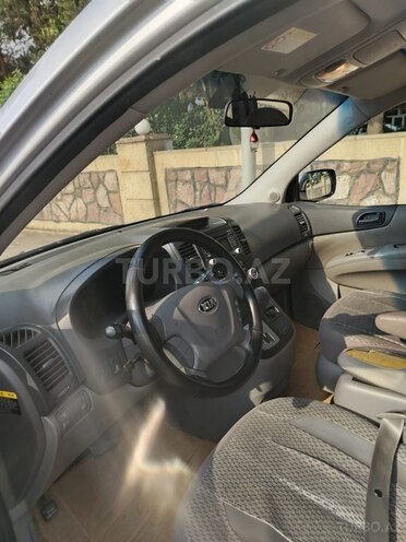 Kia Carnival-3