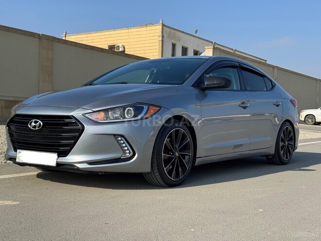 Hyundai Elantra-5