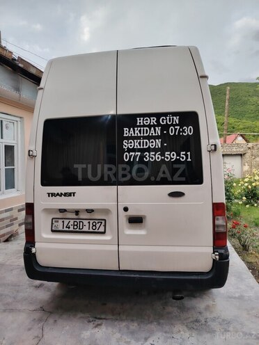 Ford Transit-7