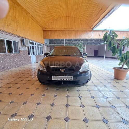 Kia Rio-1