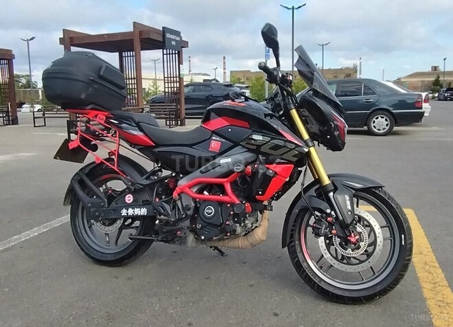 Bajaj Pulsar NS 200-1