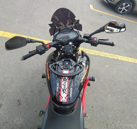 Bajaj Pulsar NS 200-10