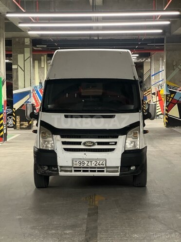 Ford Transit-1