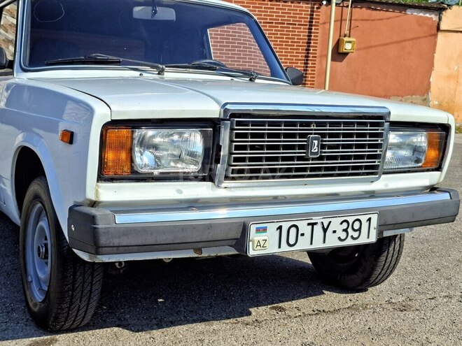 LADA (VAZ) 2107-6