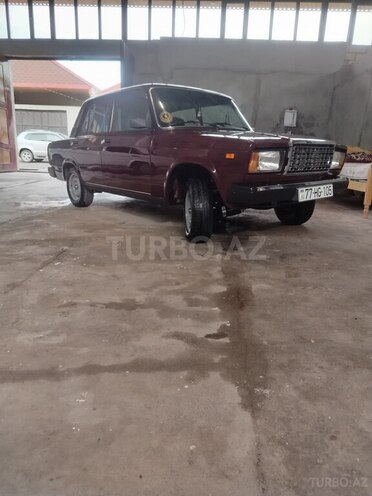 LADA (VAZ) 2107-2
