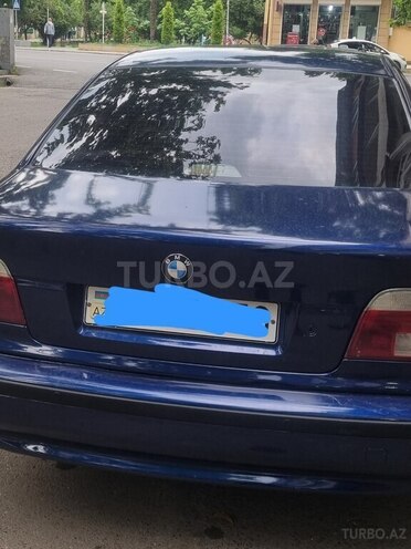 BMW 523-4