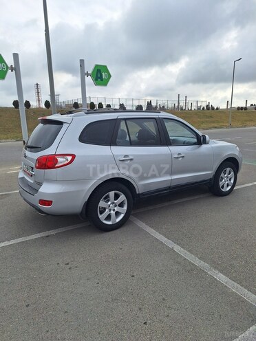 Hyundai Santa Fe-5
