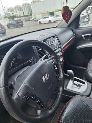 Hyundai Santa Fe-8