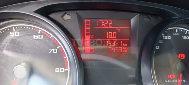 SEAT Ibiza-5