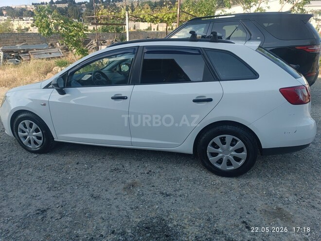 SEAT Ibiza-3