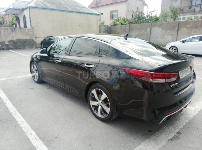Kia Optima-2