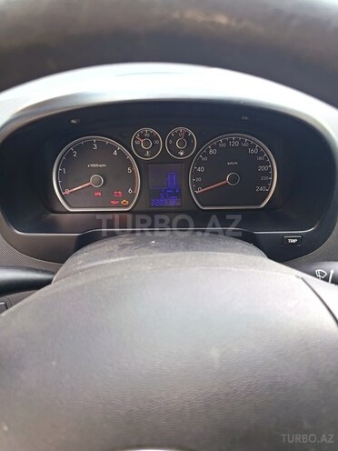 Hyundai i30-8