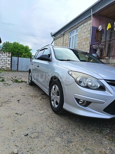 Hyundai i30-2