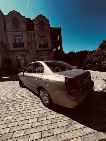 Hyundai Elantra-3