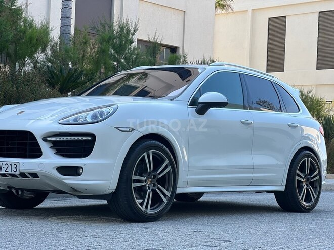 Porsche Cayenne-5