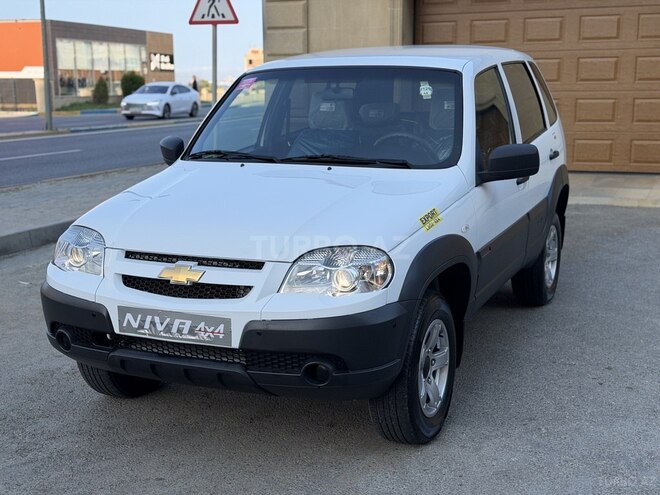 Chevrolet Niva-3