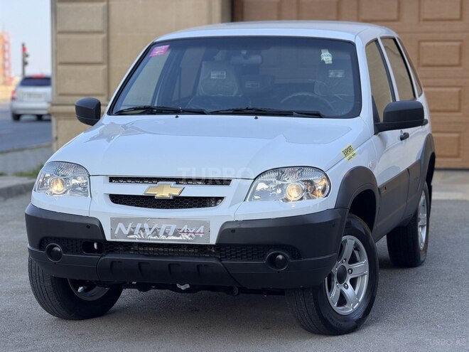 Chevrolet Niva-1