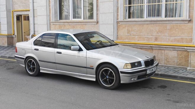 BMW 320-5
