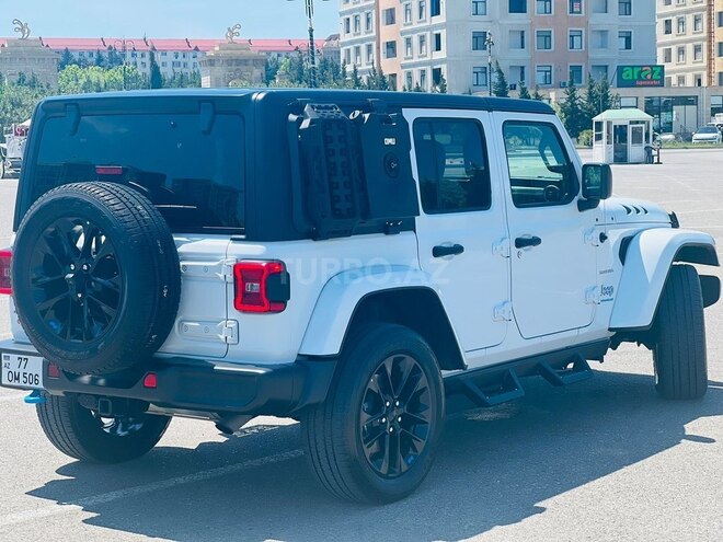 Jeep Wrangler-3