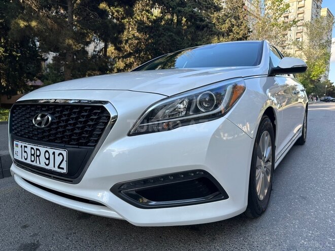 Hyundai Sonata-13