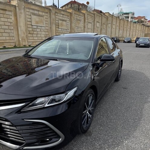Toyota Camry-5