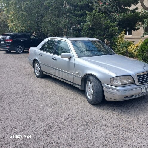 Mercedes C 280-4