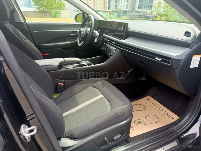 Hyundai Sonata-10