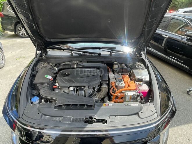 Hyundai Sonata-16