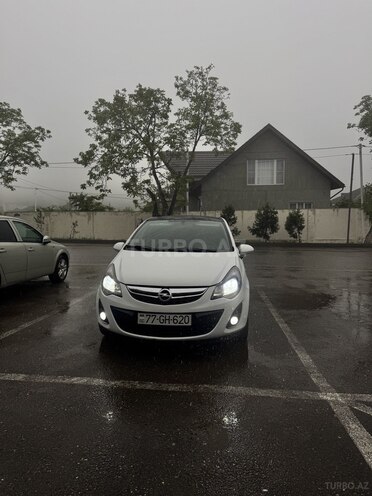 Opel Corsa-1
