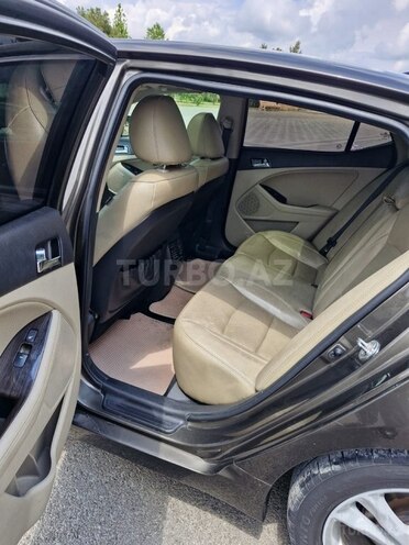 Kia Optima-8